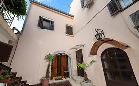 Casa Di Nives