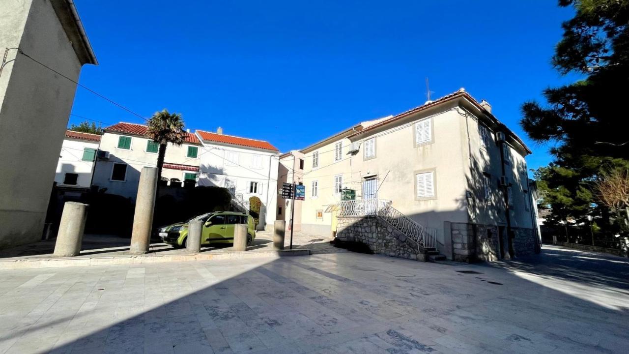 Ferienwohnung Casa Di Nives Krk Town Exterior foto