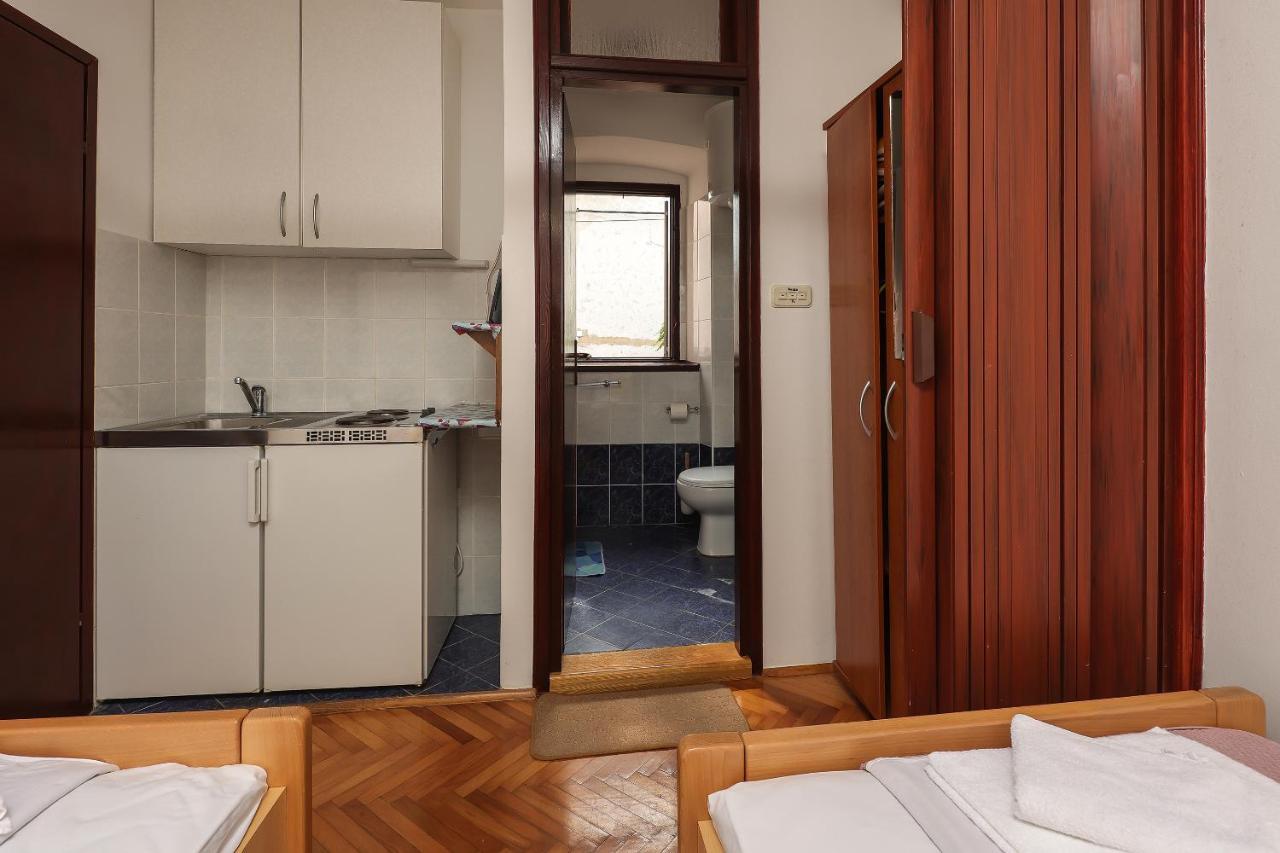 Ferienwohnung Casa Di Nives Krk Town Exterior foto